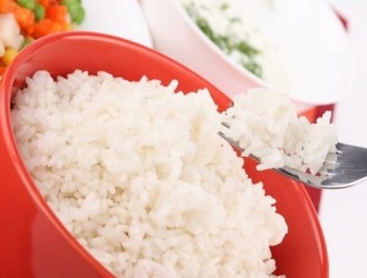 Готовьте рис таким способом и уменьшите калории в 2 раза!